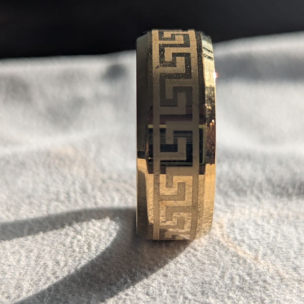 Greek Key Pattern Ring - Picture 2 of 4